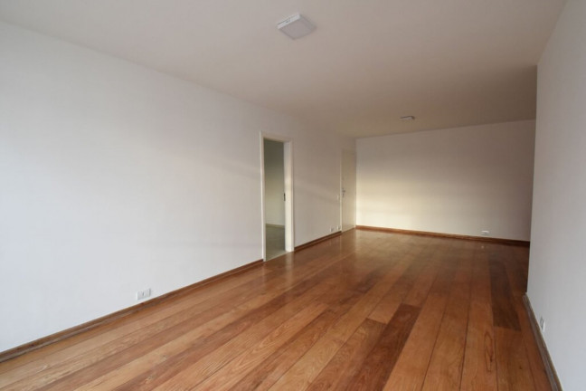 Imagem Imóvel com 3 Quartos à Venda, 117 m² em Jardim América - São Paulo Imagem Imóvel com 3 Quartos à Venda, 117 m² em Jardim América - São Paulo