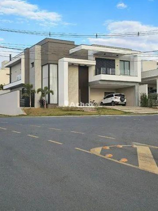 Imagem Casa com 3 Quartos à Venda, 303 m² em Swiss Park - Campinas