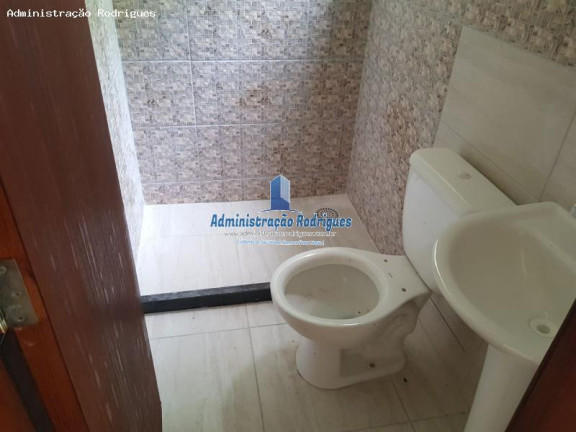 Imagem Casa com 1 Quarto à Venda, 36 m² em Laranjal - São Gonçalo Imagem Casa com 1 Quarto à Venda, 36 m² em Laranjal - São Gonçalo