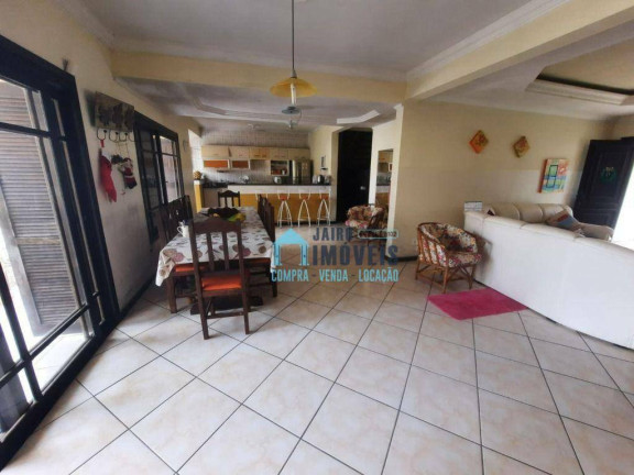 Imagem Sobrado com 4 Quartos à Venda, 300 m² em Centro - Tramandaí Imagem Sobrado com 4 Quartos à Venda, 300 m² em Centro - Tramandaí