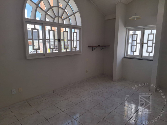 Imagem Casa com 3 Quartos à Venda, 475 m² em Vila Costa - Taubaté Imagem Casa com 3 Quartos à Venda, 475 m² em Vila Costa - Taubaté