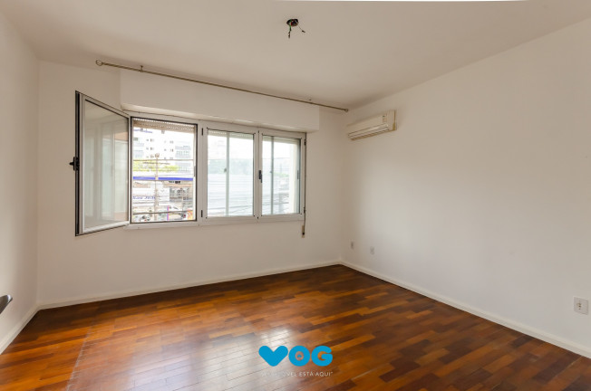 Imagem Imóvel com 3 Quartos à Venda, 146 m² em Rio Branco - Porto Alegre Imagem Imóvel com 3 Quartos à Venda, 146 m² em Rio Branco - Porto Alegre