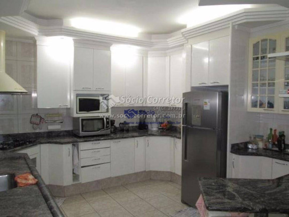 Imagem Casa com 4 Quartos à Venda, 348 m² em Vila Galvão - Guarulhos Imagem Casa com 4 Quartos à Venda, 348 m² em Vila Galvão - Guarulhos