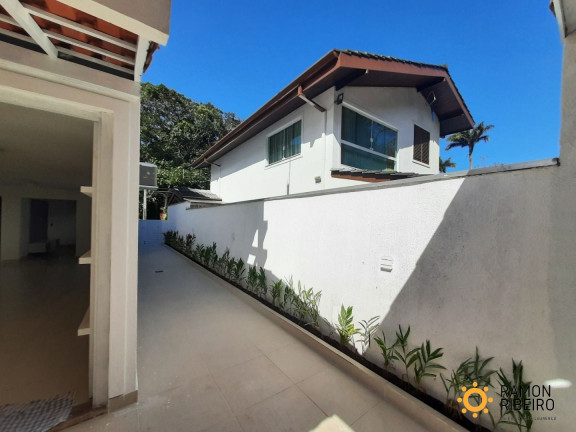 Imagem Imóvel com 5 Quartos à Venda,  em Riviera - Bertioga