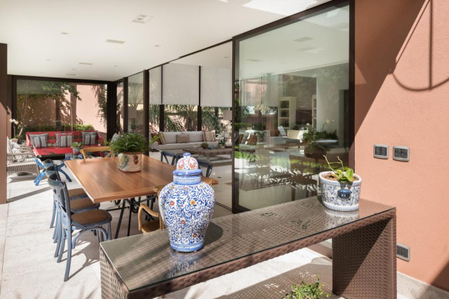 Imagem Casa com 4 Quartos à Venda, 591 m² em Jardim Guedala - São Paulo