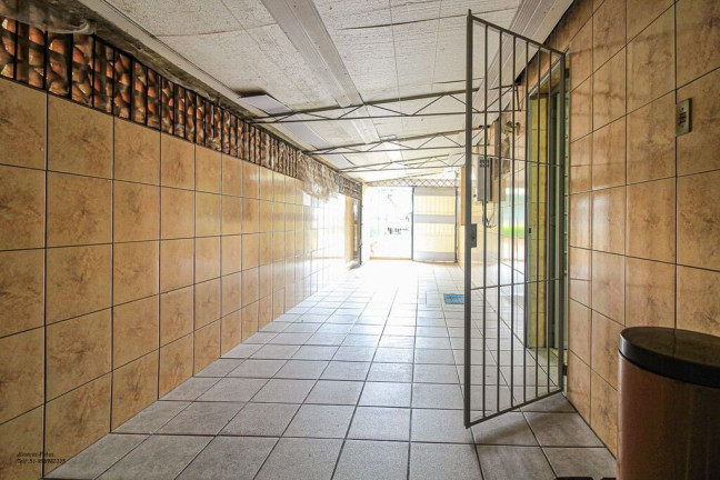 Imagem Apartamento com 3 Quartos à Venda, 80 m² em Vila Assunção - Porto Alegre