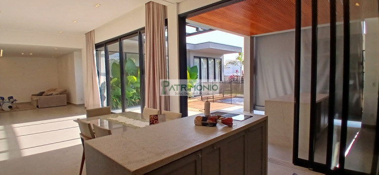 Imagem Casa com 3 Quartos à Venda, 244 m² em Tamboré Jaguariúna - Jaguariúna Imagem Casa com 3 Quartos à Venda, 244 m² em Tamboré Jaguariúna - Jaguariúna