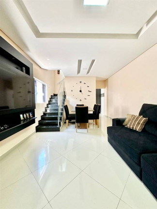 Imagem Sobrado com 3 Quartos à Venda, 126 m² em Mirim - Praia Grande