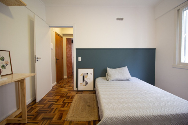 Imagem Imóvel com 1 Quarto à Venda,  em Moinhos De Vento - Porto Alegre