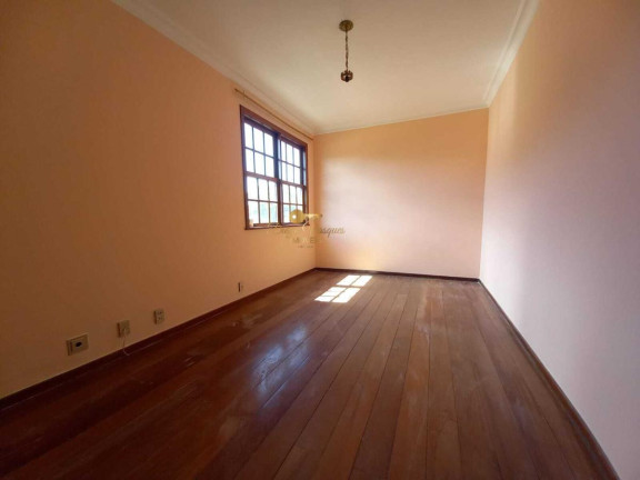 Imagem Casa com 5 Quartos à Venda, 212 m² em Alto - Teresópolis