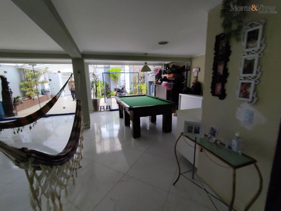 Imagem Sobrado com 3 Quartos à Venda, 310 m² em Sitio Cercado - Curitiba