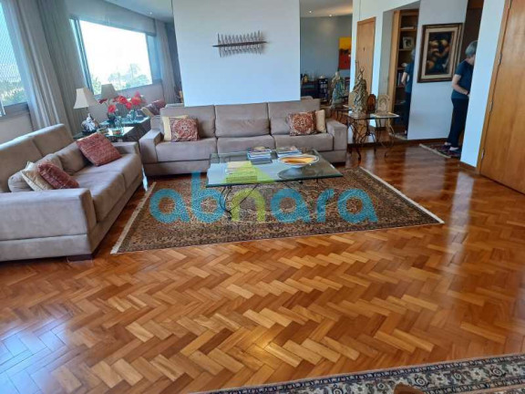 Apartamento com 3 Quartos à Venda, 220 m² em Copacabana - Rio De Janeiro