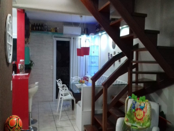 Imagem Casa com 2 Quartos à Venda, 75 m² em Hípica - Porto Alegre