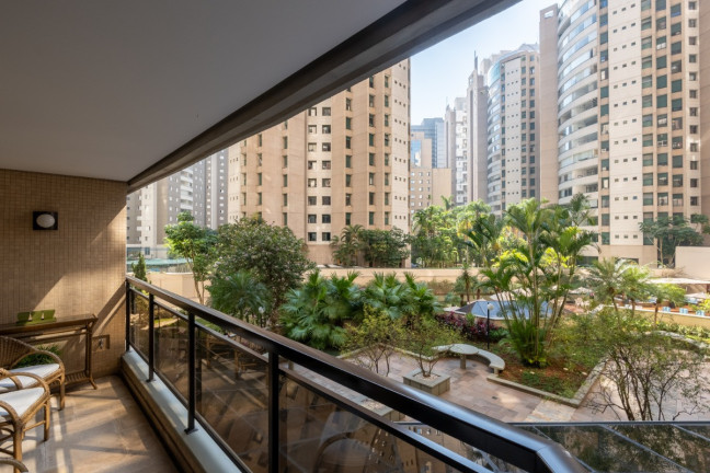 Imagem Apartamento com 3 Quartos à Venda, 120 m² em Moema - São Paulo Imagem Apartamento com 3 Quartos à Venda, 120 m² em Moema - São Paulo
