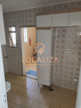 Imagem Imóvel com 3 Quartos à Venda, 60 m² em Vila Adyana - São José Dos Campos Imagem Imóvel com 3 Quartos à Venda, 60 m² em Vila Adyana - São José Dos Campos