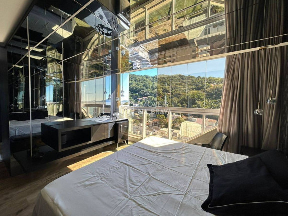 Imagem Cobertura com 3 Quartos para Alugar, 220 m² em Cabeçudas - Itajaí Imagem Cobertura com 3 Quartos para Alugar, 220 m² em Cabeçudas - Itajaí