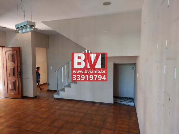 Imagem Casa com 4 Quartos à Venda, 200 m² em Vista Alegre - Rio De Janeiro Imagem Casa com 4 Quartos à Venda, 200 m² em Vista Alegre - Rio De Janeiro