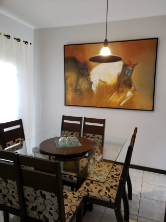 Imagem Casa com 3 Quartos à Venda, 200 m² em Iririú - Joinville