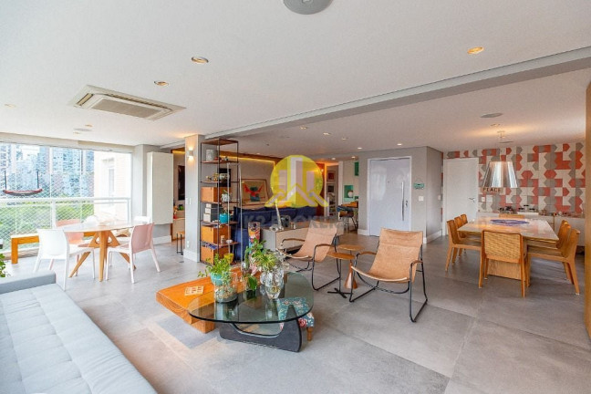 Imagem Apartamento com 3 Quartos à Venda, 201 m² em Itaim Bibi - São Paulo