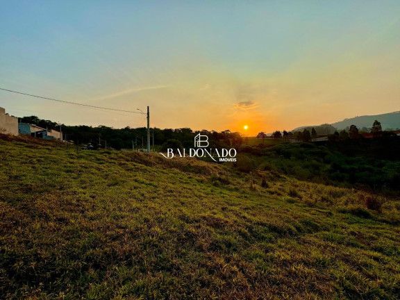 Imagem Terreno à Venda, 253 m² em Centro - Extrema Imagem Terreno à Venda, 253 m² em Centro - Extrema