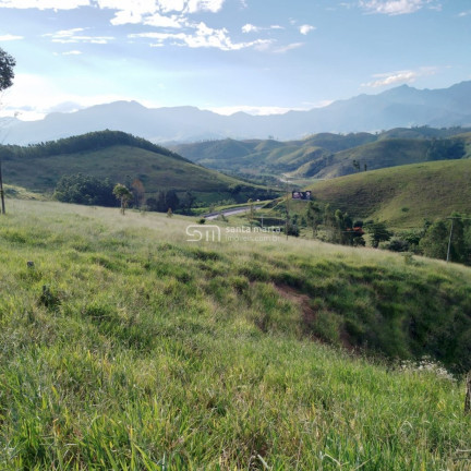 Imagem Imóvel com 2 Quartos à Venda, 266.000 m² em Branco - Lavrinhas