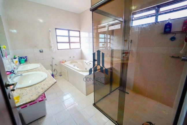 Imagem Sobrado com 5 Quartos à Venda, 267 m² em Seminário - Curitiba