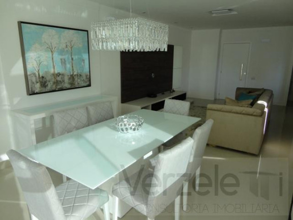 Imagem Apartamento com 3 Quartos à Venda, 130 m² em Centro - Balneário Camboriú