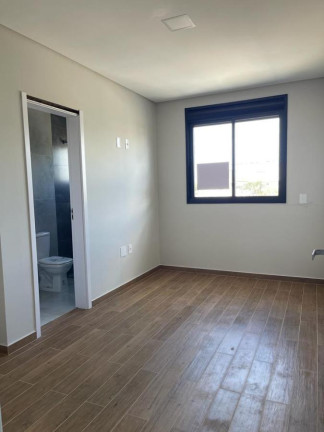 Imagem Casa com 2 Quartos à Venda, em São João Do Rio Vermelho - Florianópolis Imagem Casa com 2 Quartos à Venda, em São João Do Rio Vermelho - Florianópolis