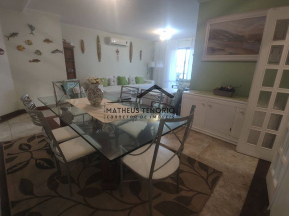 Imagem Apartamento com 3 Quartos à Venda, 130 m²