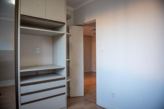 Imagem Cobertura com 2 Quartos à Venda, 84 m² em Santana - Porto Alegre Imagem Cobertura com 2 Quartos à Venda, 84 m² em Santana - Porto Alegre