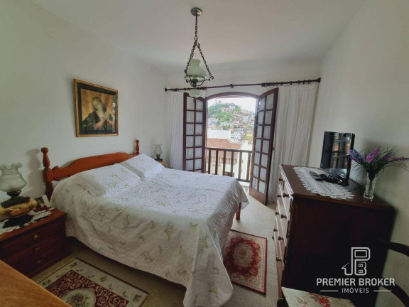 Imagem Casa com 6 Quartos à Venda, 700 m² em Tijuca - Teresópolis Imagem Casa com 6 Quartos à Venda, 700 m² em Tijuca - Teresópolis