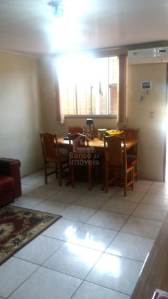 Imagem Casa com 3 Quartos à Venda, 100 m² em Camobi - Santa Maria