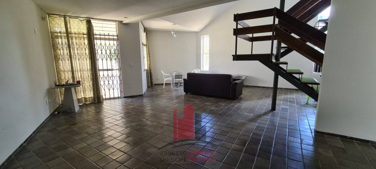 Imagem Casa com 4 Quartos à Venda, 300 m² em Tamarineira - Recife Imagem Casa com 4 Quartos à Venda, 300 m² em Tamarineira - Recife