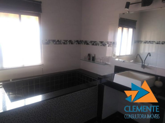 Imagem Casa com 6 Quartos à Venda, 250 m² em Santa Efigenia - Belo Horizonte