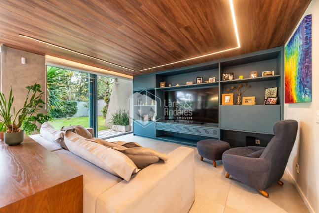 Imagem Casa com 5 Quartos à Venda, 377 m² em Cerqueira César - São Paulo Imagem Casa com 5 Quartos à Venda, 377 m² em Cerqueira César - São Paulo