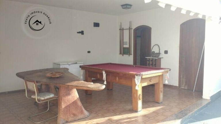 Imagem Casa com 3 Quartos à Venda, 380 m²