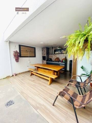 Imagem Casa com 2 Quartos à Venda, 123 m² em Parque Das Flores - Goiânia Imagem Casa com 2 Quartos à Venda, 123 m² em Parque Das Flores - Goiânia