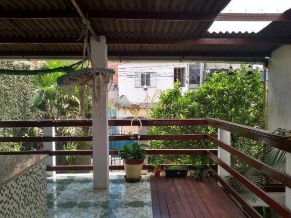 Sobrado com 3 Quartos à Venda, 160 m² em Jardim Santa Júlia - Itapecerica Da Serra