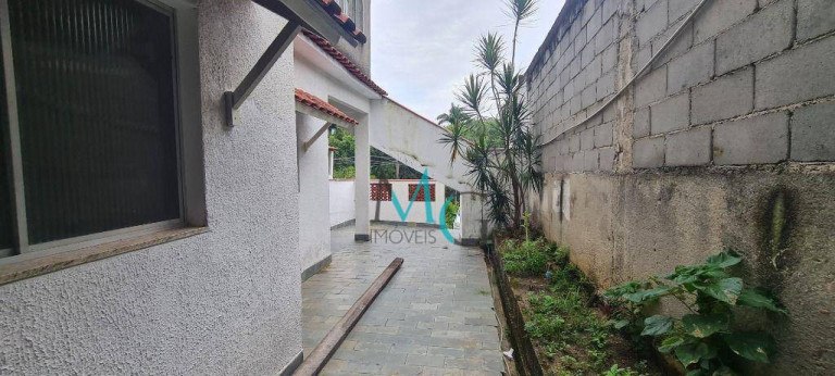 Imagem Casa com 1 Quarto para Alugar, 50 m² em Campo Grande - Rio De Janeiro Imagem Casa com 1 Quarto para Alugar, 50 m² em Campo Grande - Rio De Janeiro