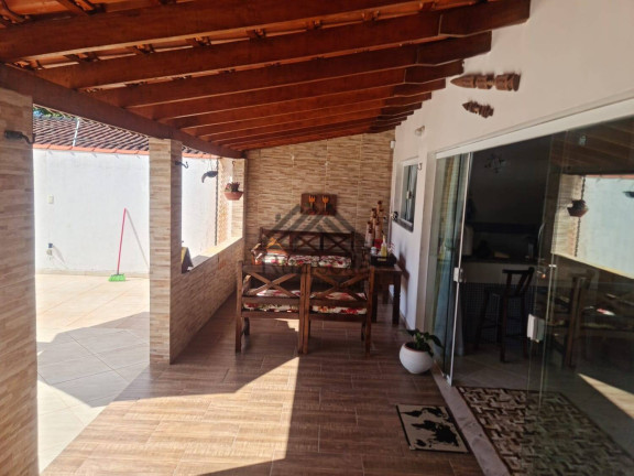 Imagem Casa com 3 Quartos à Venda, 330 m² em Bopiranga - Itanhaém Imagem Casa com 3 Quartos à Venda, 330 m² em Bopiranga - Itanhaém