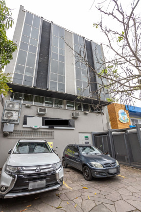 Sala Comercial à Venda, 33 m² em Rio Branco - Porto Alegre