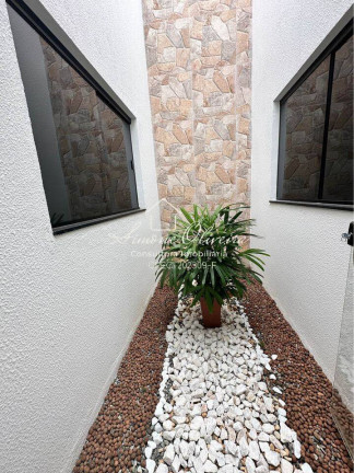 Imagem Casa com 3 Quartos à Venda, 257 m² em Parque São Luis - Taubaté Imagem Casa com 3 Quartos à Venda, 257 m² em Parque São Luis - Taubaté