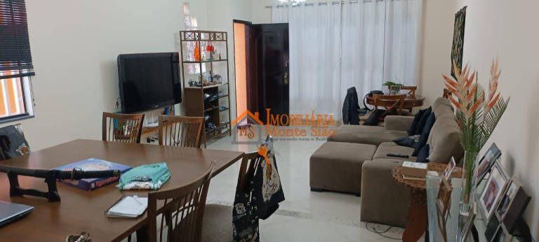 Sobrado com 3 Quartos à Venda, 240 m² em Jardim Bom Clima - Guarulhos