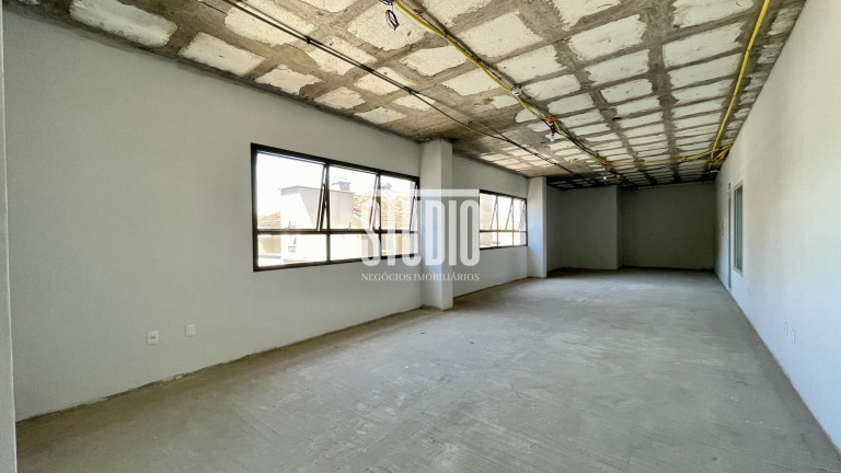 Imagem Sala Comercial para Alugar, 84 m² em Centro - Carlos Barbosa Imagem Sala Comercial para Alugar, 84 m² em Centro - Carlos Barbosa