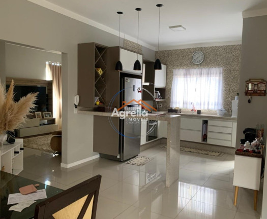 Imagem Casa com 3 Quartos à Venda, 182 m² em Parque Jardim Murayama - Mogi Mirim Imagem Casa com 3 Quartos à Venda, 182 m² em Parque Jardim Murayama - Mogi Mirim