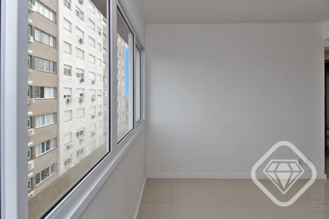 Imagem Apartamento com 2 Quartos à Venda, 63 m² em Teresópolis - Porto Alegre