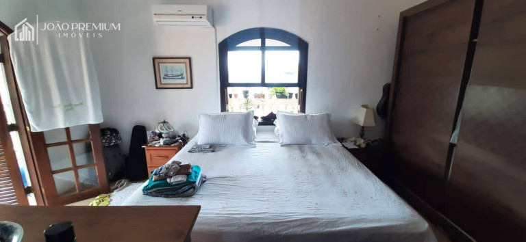 Imagem Casa com 3 Quartos à Venda, 300 m² em Jardim Jaqueira - Caraguatatuba