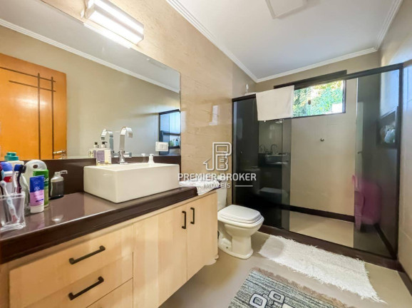 Imagem Casa com 4 Quartos à Venda, 128 m² em Granja Guarani - Teresópolis