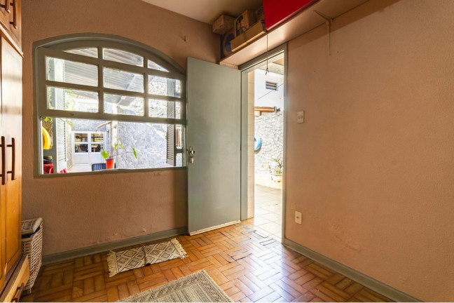 Imagem Casa com 3 Quartos à Venda, 240 m² em Alto Da Lapa - São Paulo Imagem Casa com 3 Quartos à Venda, 240 m² em Alto Da Lapa - São Paulo