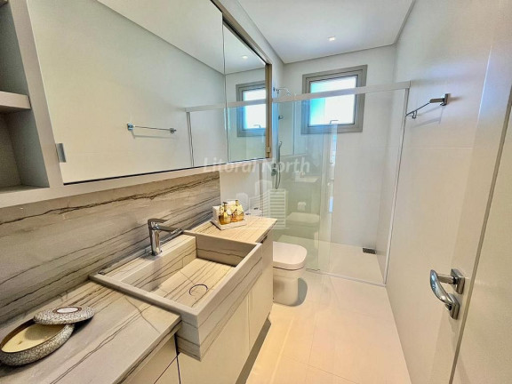 Imagem Apartamento com 3 Quartos à Venda, 145 m² em Barra Sul - Balneário Camboriú Imagem Apartamento com 3 Quartos à Venda, 145 m² em Barra Sul - Balneário Camboriú